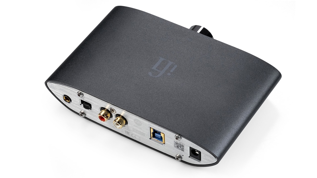 Mặt sau DAC/Amp để bàn iFi ZEN DAC V2 với cổng Balanced 4.4mm RCA USB 3.0 và gạt Variable Fixed